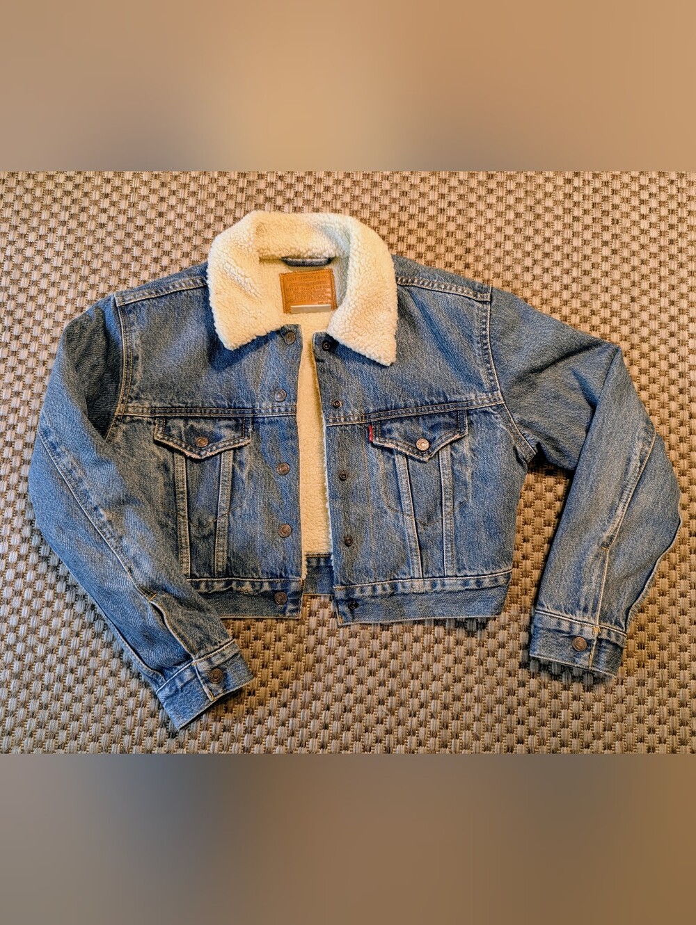 Levi's Blue Denim Cropped Sherpa Lined Trucker Jacket XS Medium Dark Wash